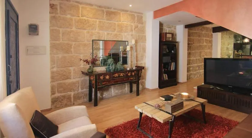 Casa Marron Boutique Home - Image 1