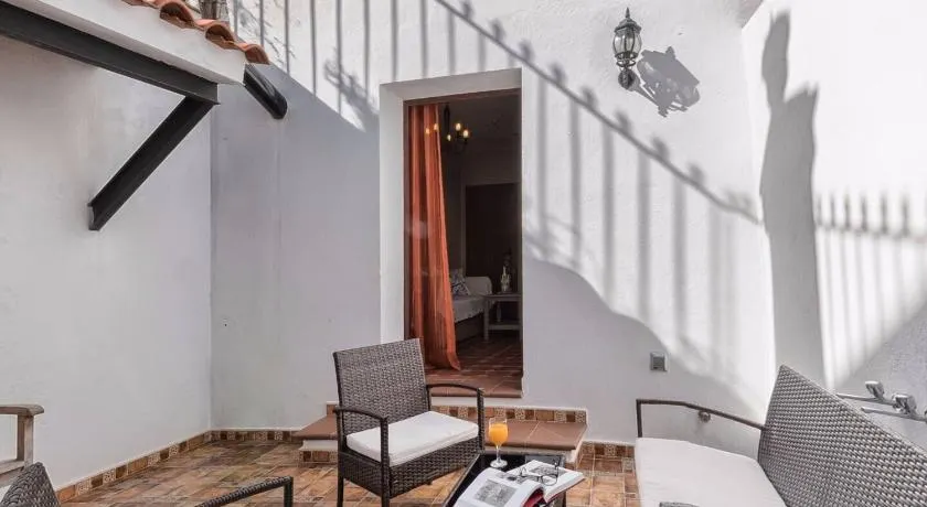 Casa de férias 'Los Placeres Del Paladin' com vista para a montanha, terraço e ar condicionado - Image 1