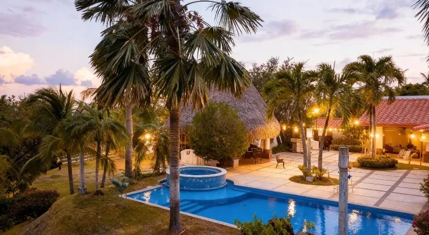 Panáveda Ayurvedic Wellness Centre - Image 1