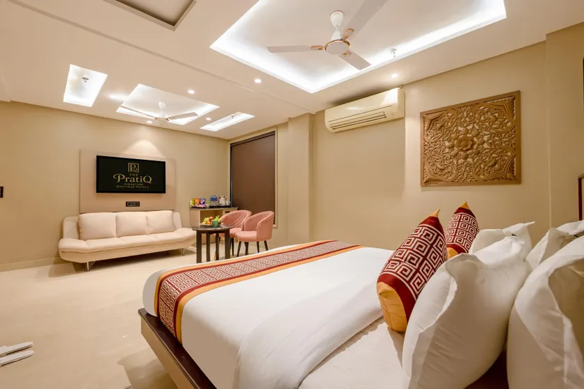 The PratiQ Luxe - Paschim Vihar - Image 1
