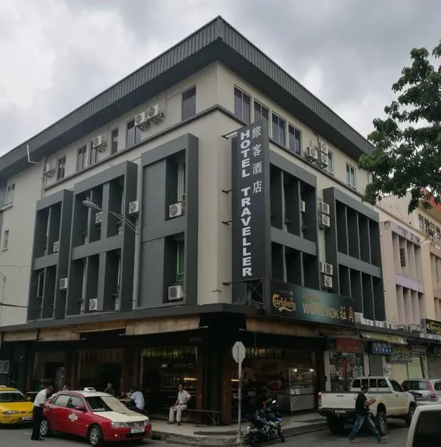 Hotel Traveller - Image 1