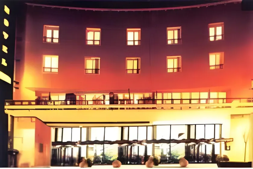 Hotel Porto Mar - Image 1