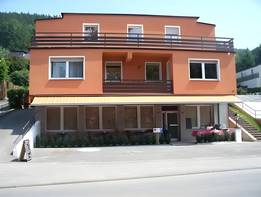 Hotel Zur Rose - Image 1