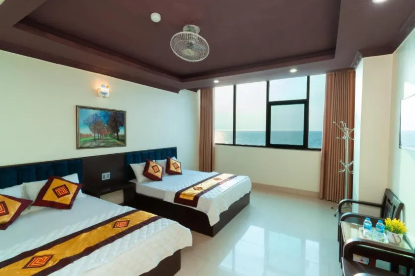 Khách Sạn Nhân Đức - Sầm Sơn - Image 1