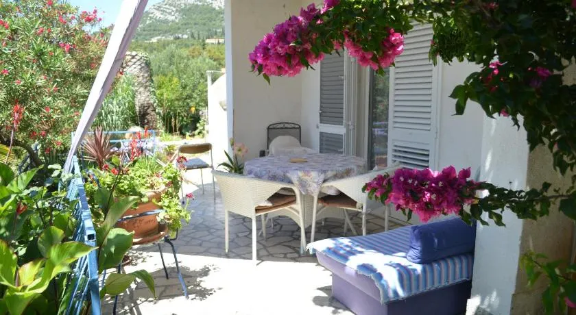 Orebic Garden House - Image 1