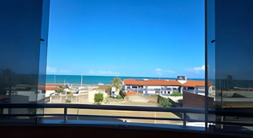Apartamento interino com vista mar - Image 1