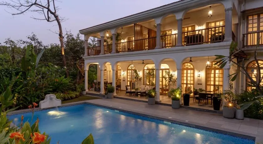 LohonoStays Villa Floresta - Image 1