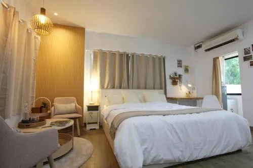 Homeku Guesthouse Room 1 near airport at Latkrabang - Image 1