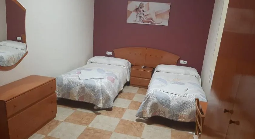 Hostal Los Amigos - Image 1