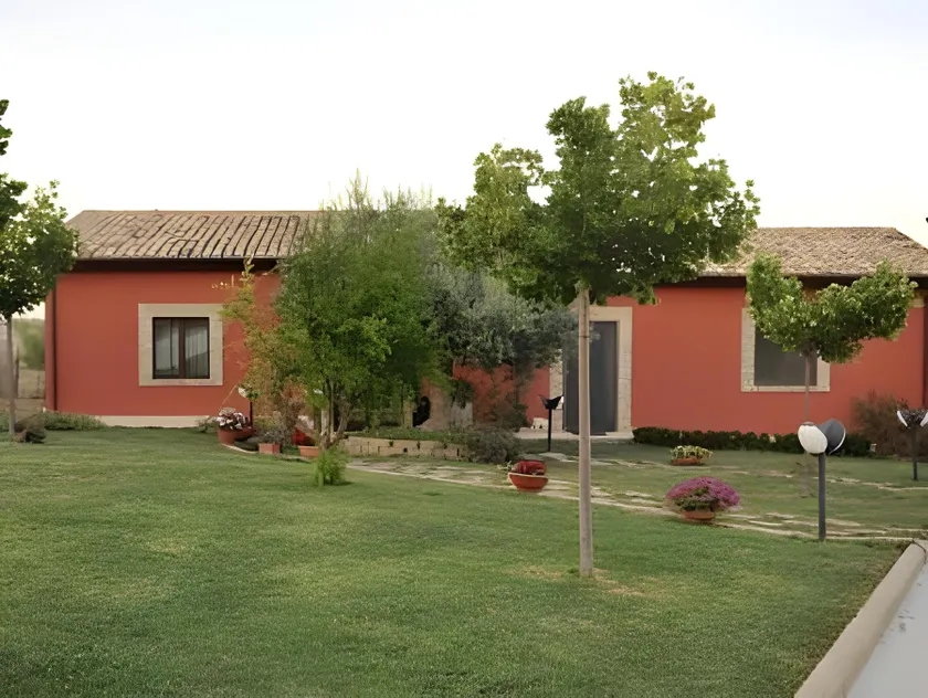 Agriturismo Il Borgo Degli Ulivi - Image 1