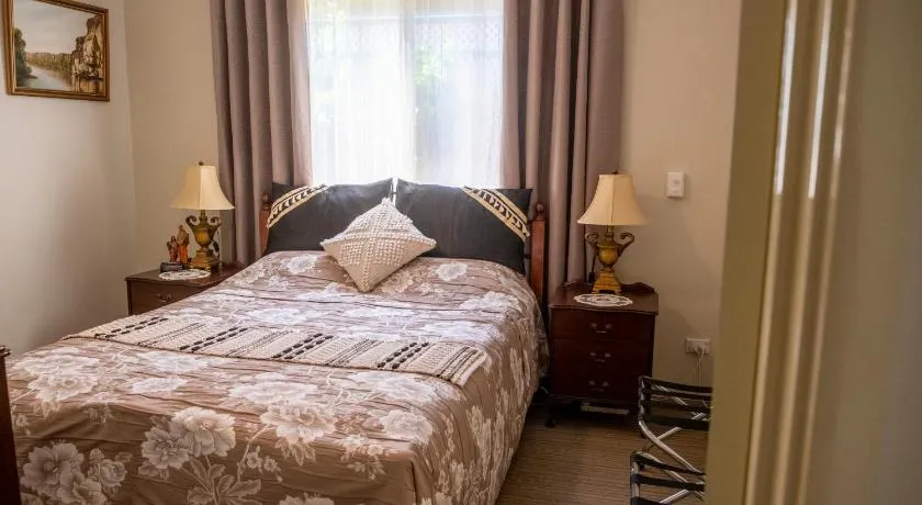 Ascot on Swan Bed & Breakfast - Image 1