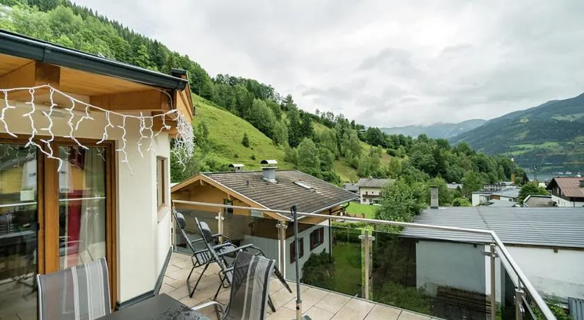 Chalet Schmittenbach - Pinzgau Holidays - Image 1