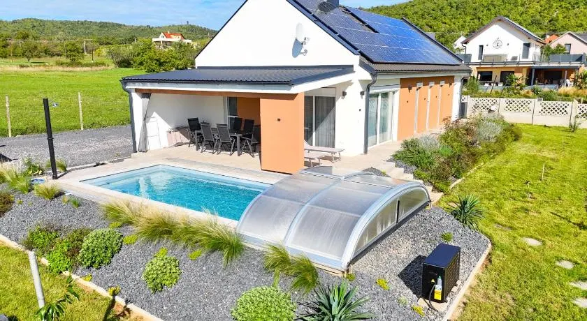 Nr 125 Villa Nightfall with covered and heated private pool - Biró Tours - Image 1