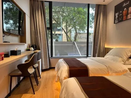 Shenzhen Chunfeng Boutique Hotel (Luohu Port Xiangxi Village Subway Station) - Image 1