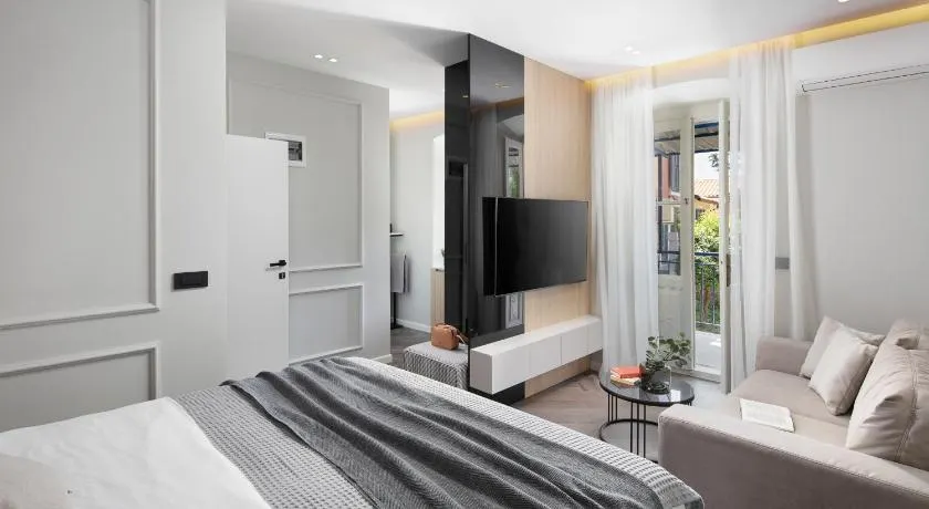 Oia Room - Image 1