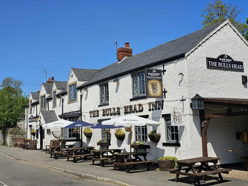 The Bull's Head, Foolow - Image 1
