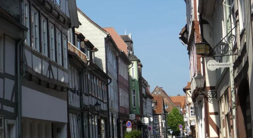Ferienwohnung Janus Altstadt-Hameln Haus 2 inklusive Parkplatz - mit und ohne Terrasse oder Loggia - Image 1