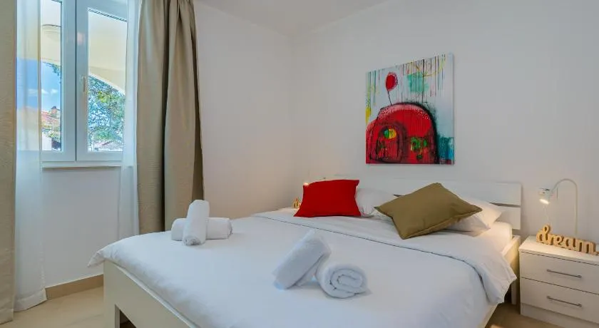 Apartments Lopari - Image 1