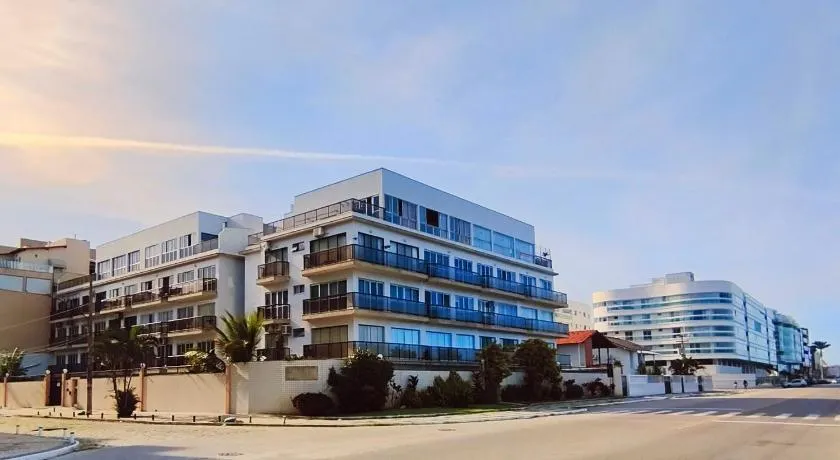 APARTAMENTO PÉ NA AREIA, PRAI DO FORTE, CABO FRIo - Image 1