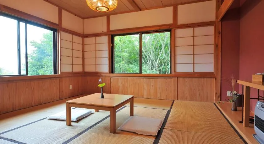 山荘梶ヶ森 - Image 1