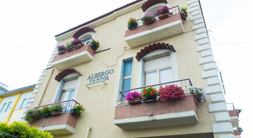 ALBERGO SANT'ANNA - Image 1