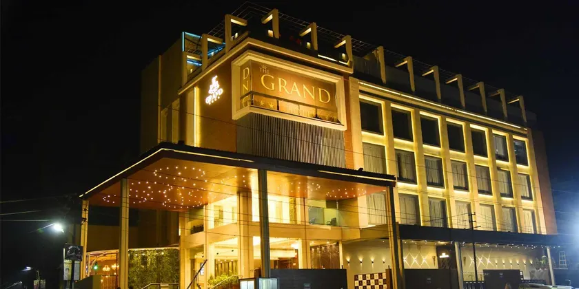 DNG THE GRAND HOTEL - Image 1