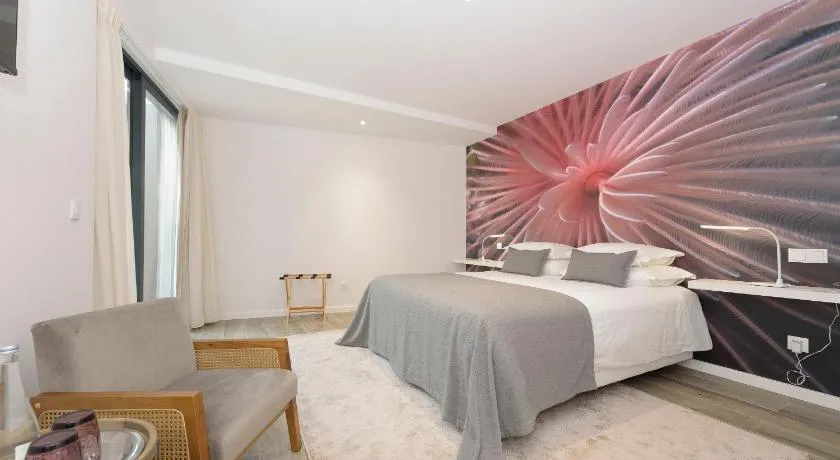 Estoril Village Guest House - Image 1