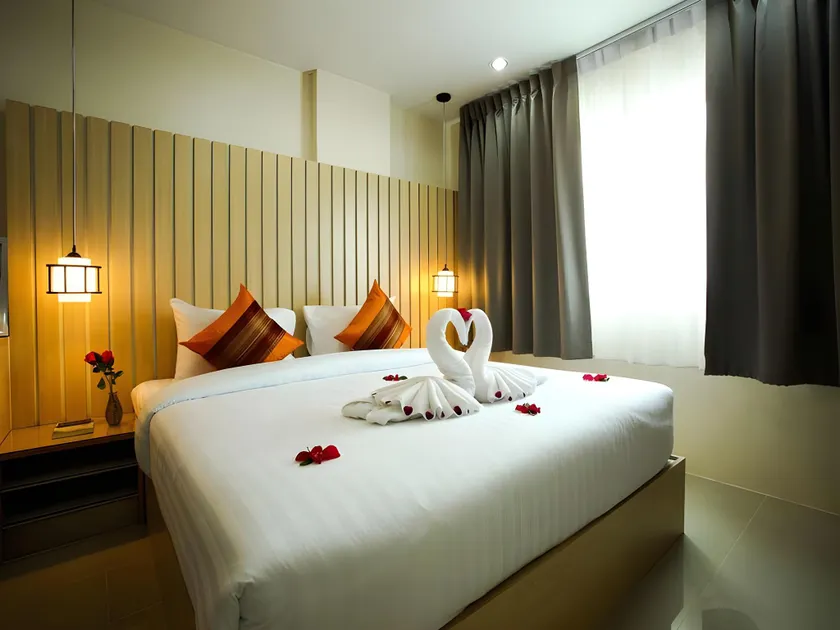 Patt Serviced Apartments - Image 1