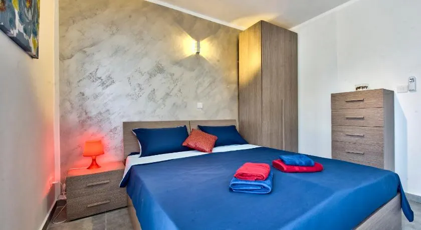 Central Suites - Image 1