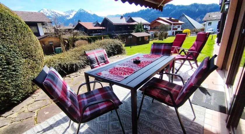 Appartamento con barbecue, giardino e terrazza | Vista sulla montagna - Image 1