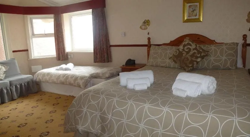 Whitehall Guest House - Image 1