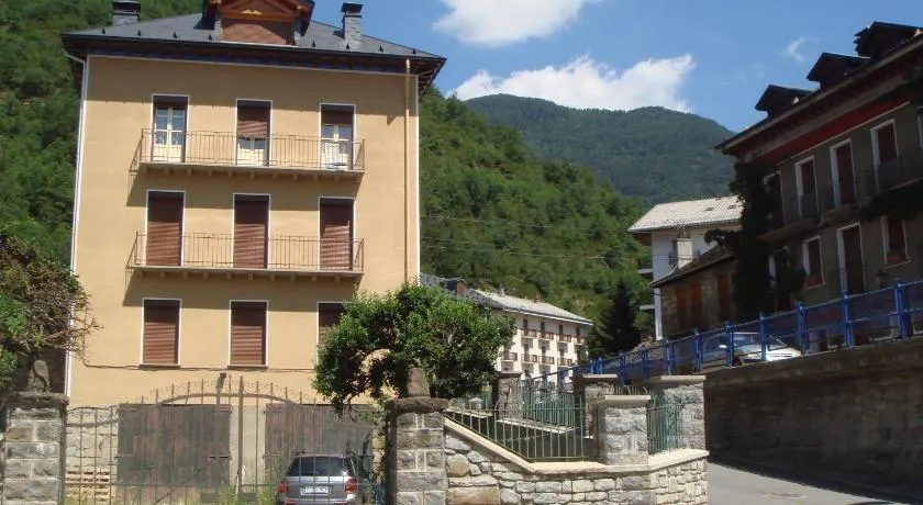 Apartamentos Valles - Image 1