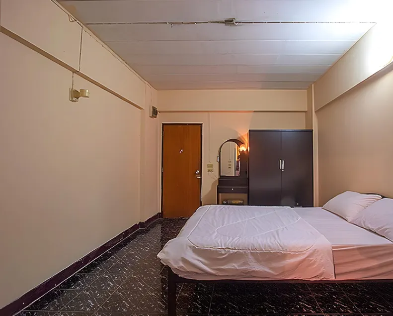 S.A.M. Apartment - Image 1