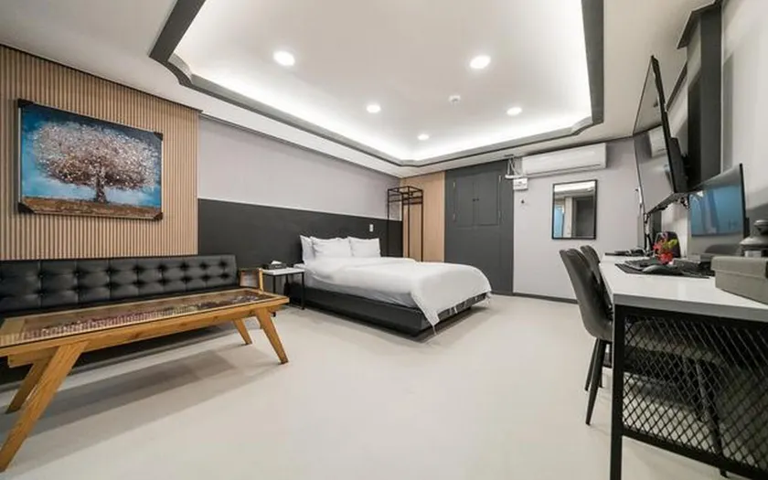 Ansan H.stay Hotel - Image 1