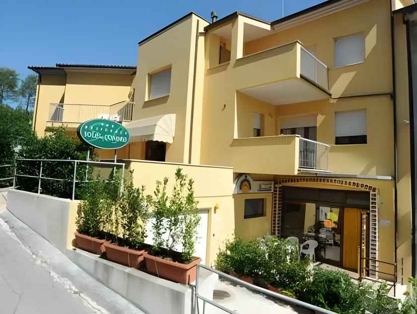 Residence Sole del Conero - Image 1