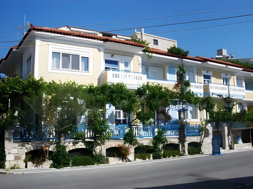 Paris Beach Hotel - Image 1