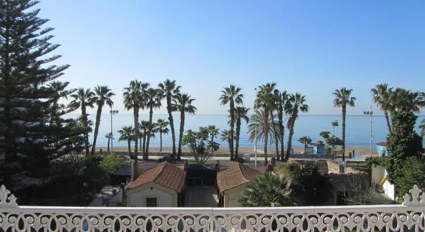 Villa Amalia Suites Malaga - Image 1