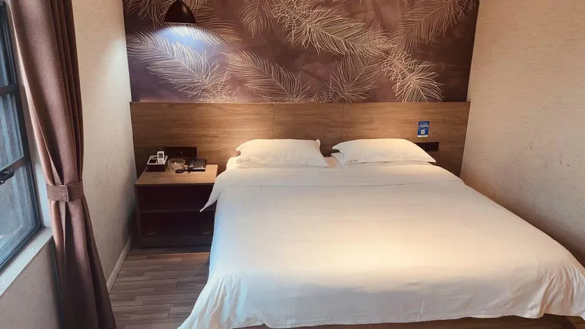 Fenyi Ouye Hotel - Image 1