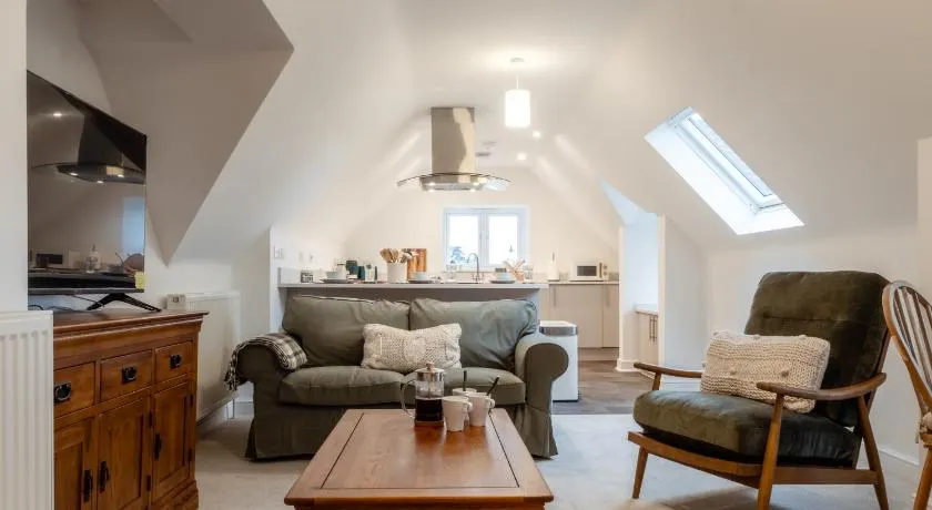 Beautiful 2 Bedroom Apartment in Malvern - Image 1