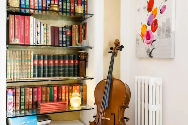 B&B Arts And Music - Image 1