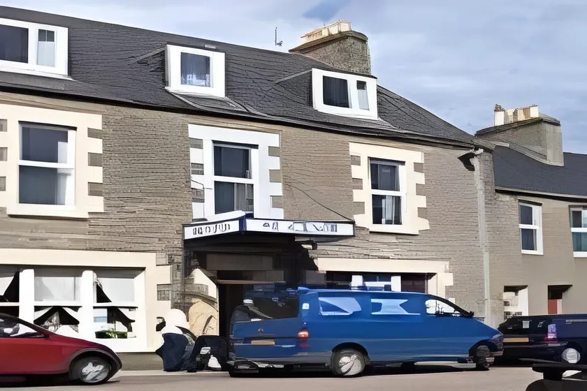 St Clair Hotel - Image 1