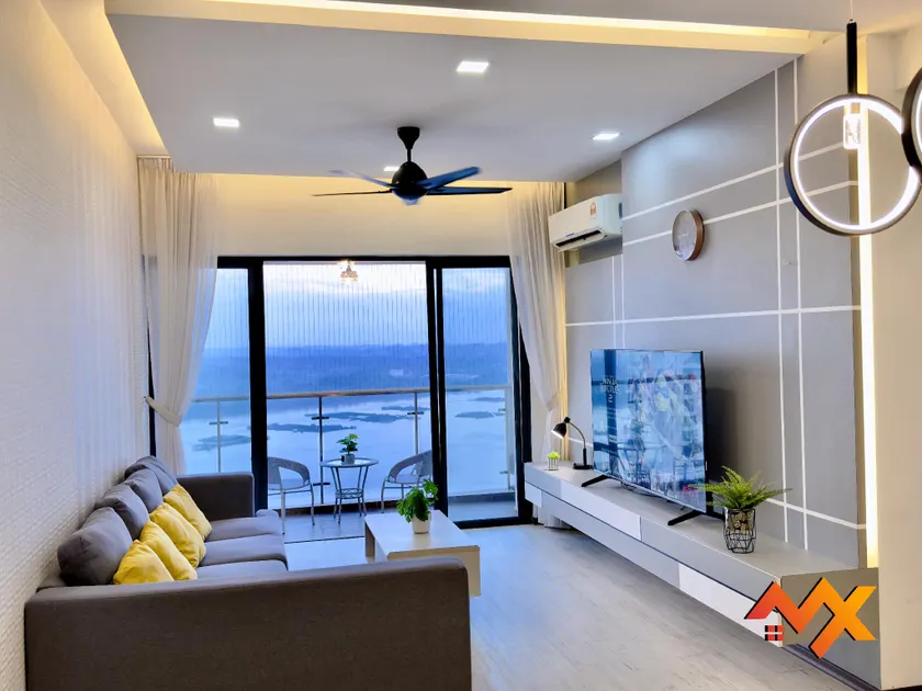 Full Sea View Country Garden Danga Bay 6-13pax Smart TV 70inch-Netflix - Image 1