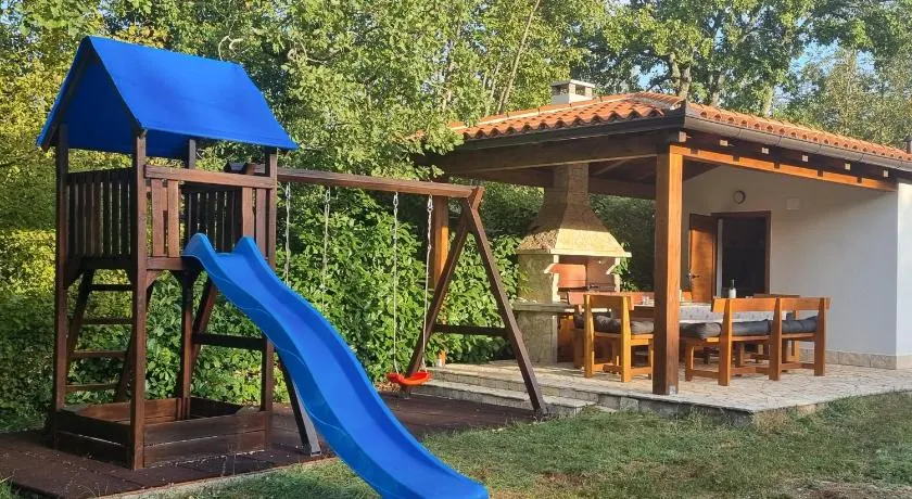 Casa Ondina - Private House with Jacuzzi & Garden in Central Istria - Image 1