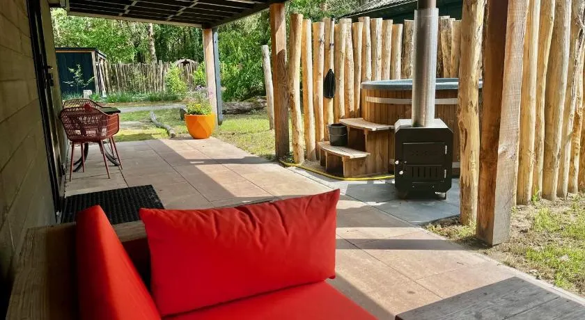 TinyLodge with hottub - Image 1
