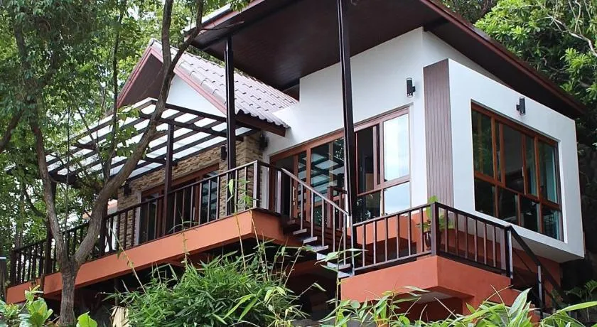 Ocean View Mini-Villa - Image 1