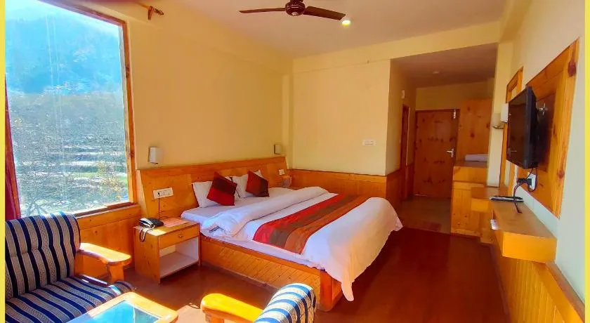 The Marima Nonveg Hotel Manali - Image 1