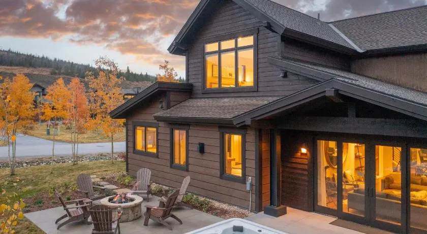 LUXURY HOME by the river! Walk to Shuttle, Hot Tub, Fire Pit, designer finishes!! - Image 1