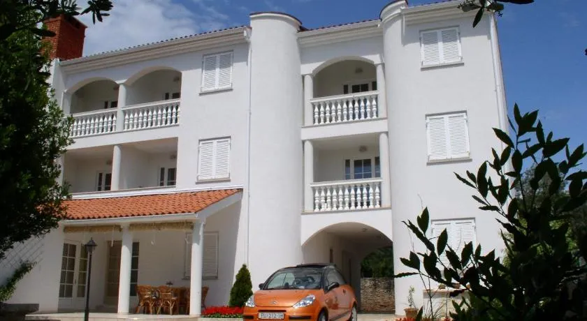 Apartments Paloma Blanca - Image 1