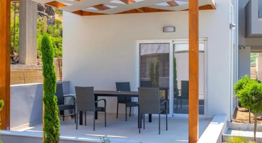 Tertsa Suites - Image 1