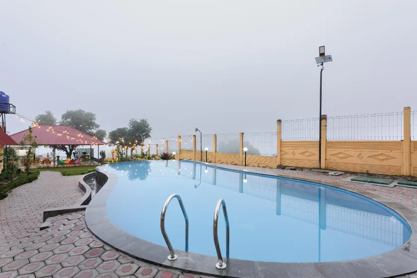 Urbanview Hotel Nerine's Glamping Village Cipanas by RedDoorz - Image 1